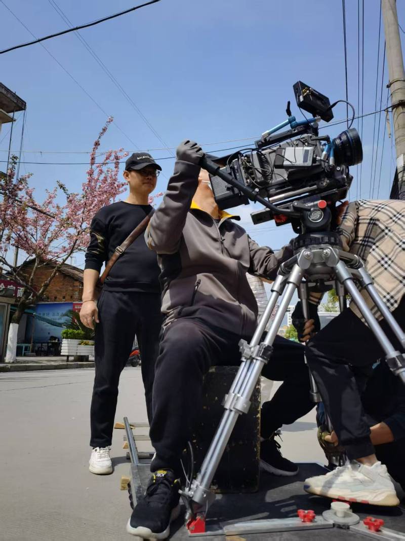 雷山县广告片拍摄：快消品牌爆款之选，网感内容适配社媒传播！